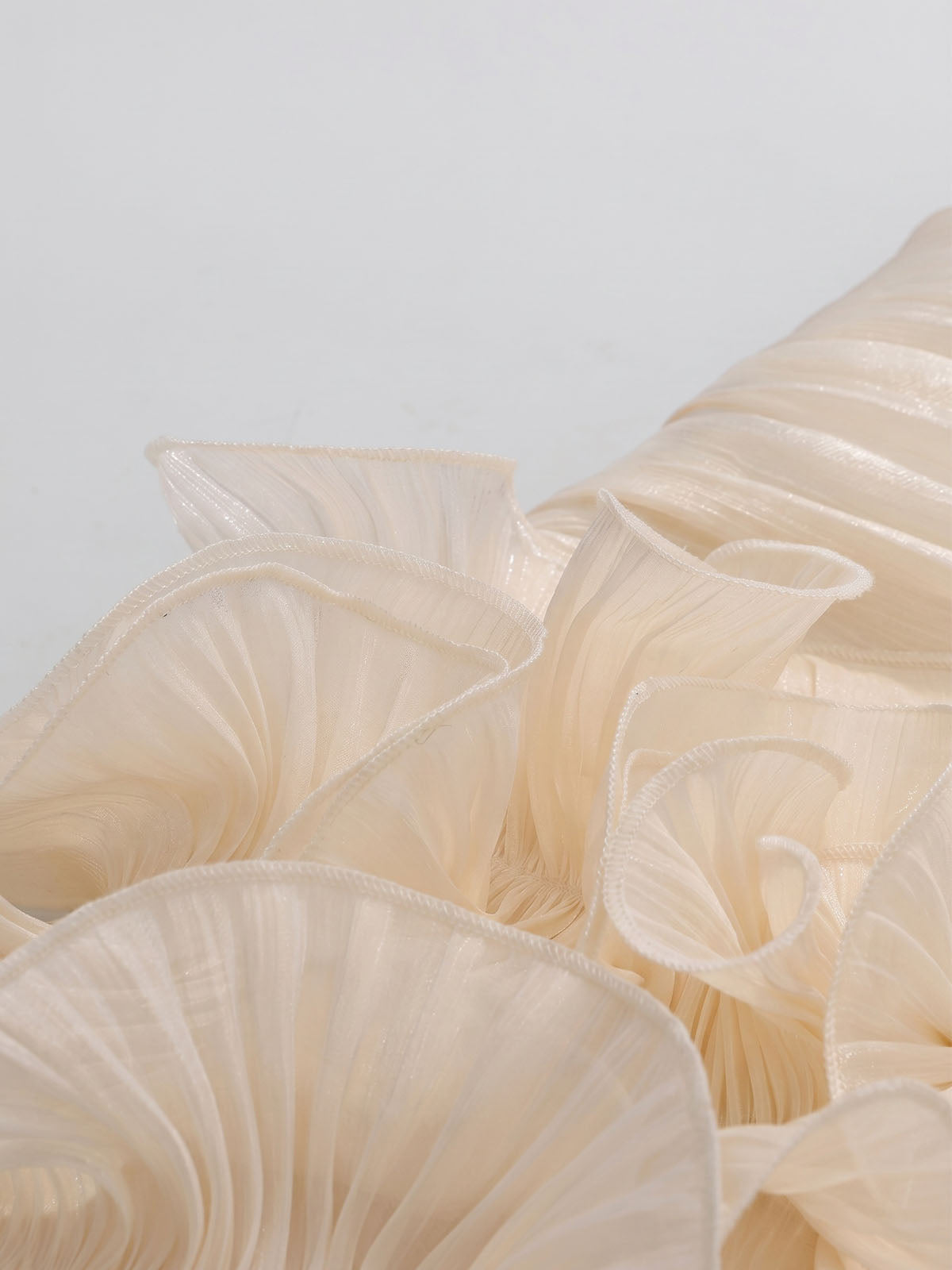 Luxury Chiffon Pleated Strapless Ruffle Homecoming Mini Dress - Nude