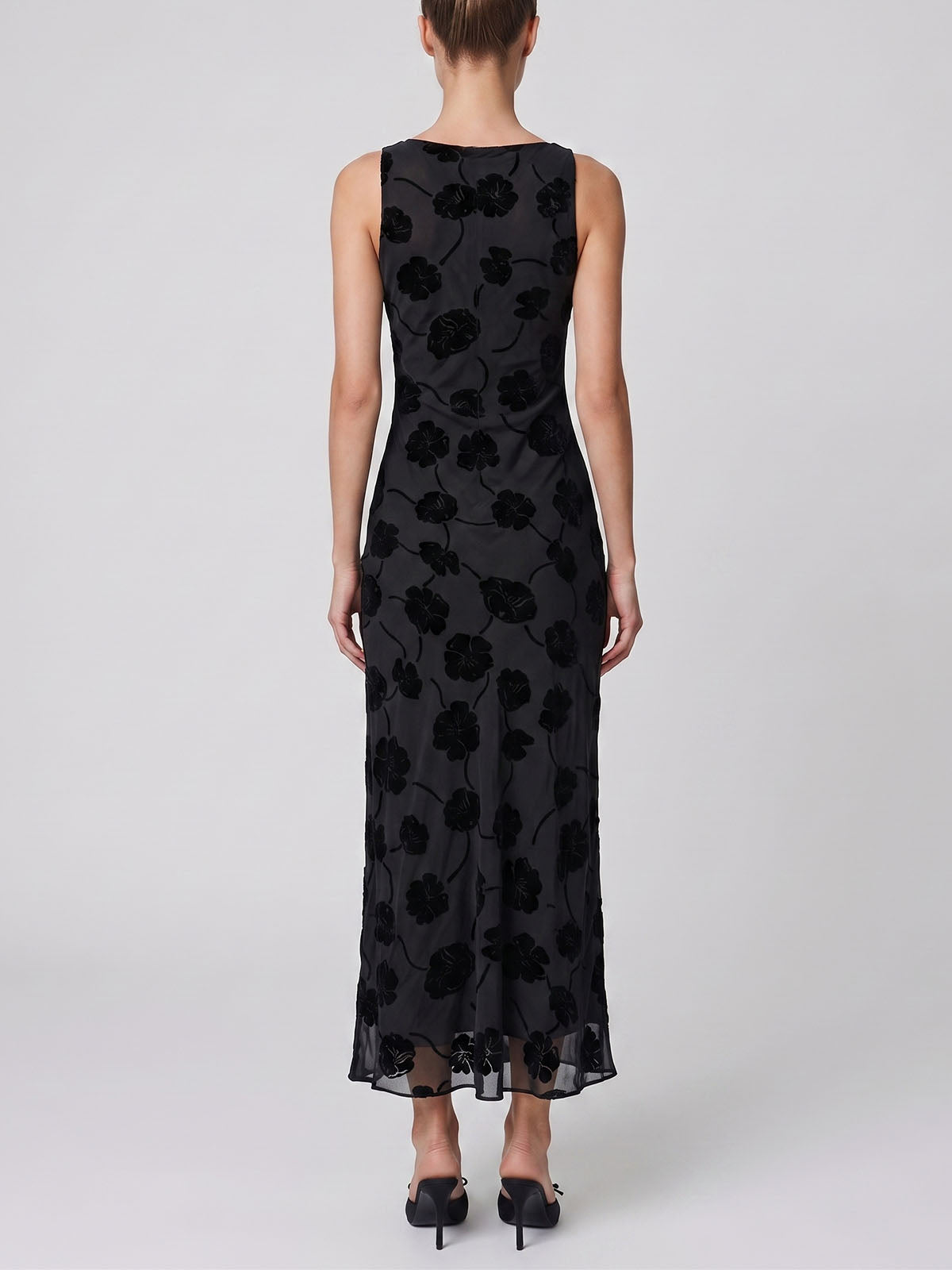 Opulent Boat Neck Velvet Floral Sleeveless Silk Midi Dress - Black