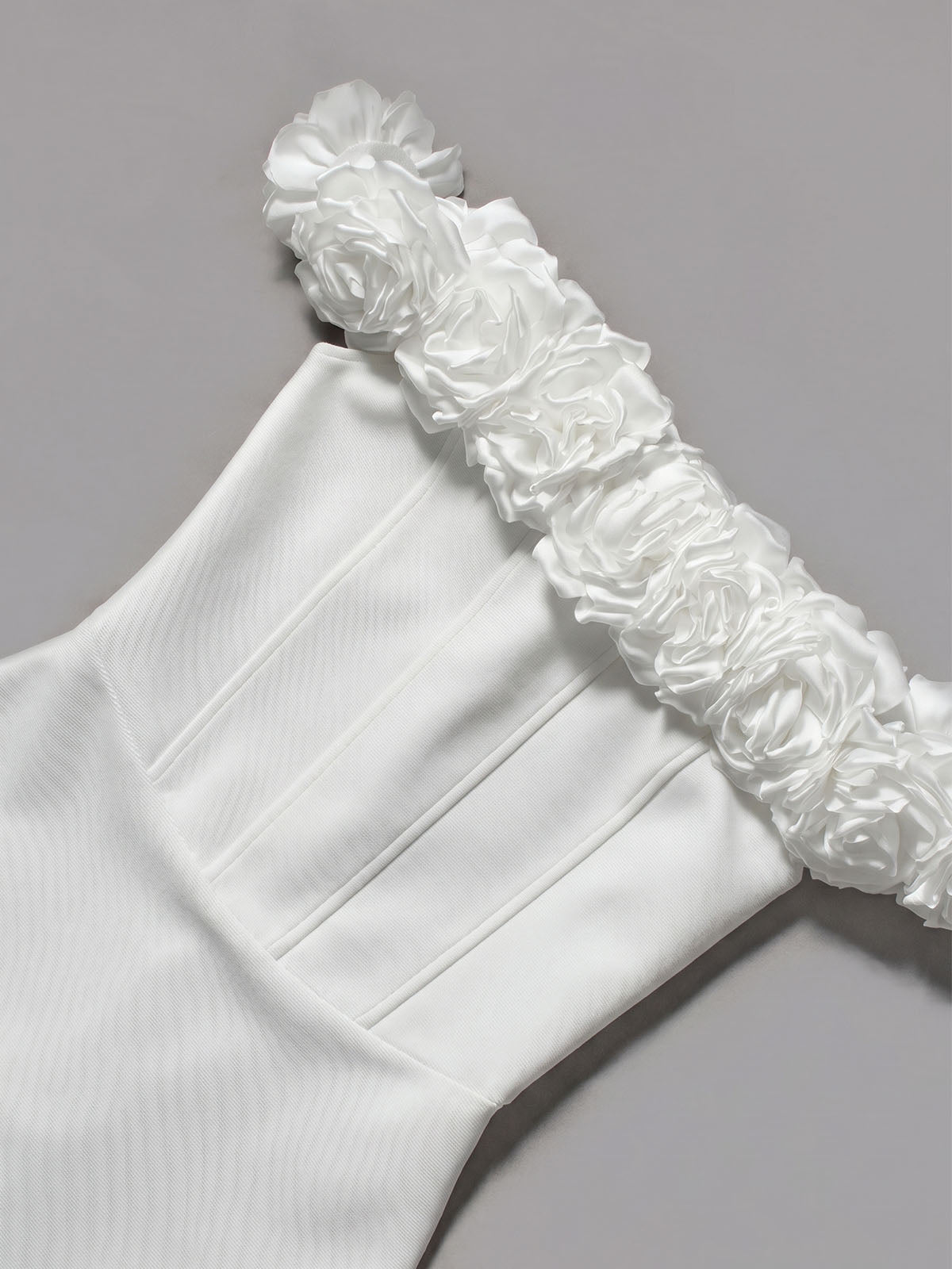 Romantic 3D Flower Off Shoulder Bandage Cocktail Midi Dress - White